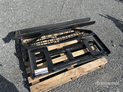 2025 GIYI GY-DHC Skid Steer Forks (Unused)