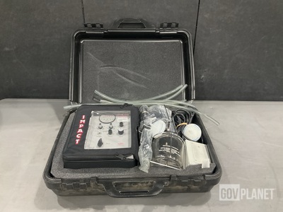 Impact Ultra-Light 326/326M Portable Aspirator