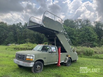 1992 Ford F-350 Boarding Stairs