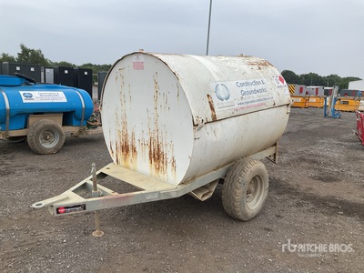 2021 Trailer Engineering 2140 L Trailer Mounted Poly Diesel Fuel Tank