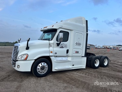 2016 Freightliner Cascadia 125 6x4 Cabeza Tractora Cabina Dormitorio