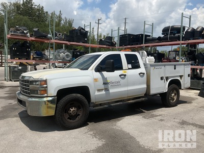 2019 Chevrolet 2500HD 4x4 Extended Cab Utility Truck