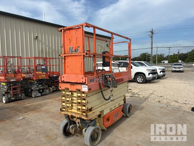 2015 JLG 2632ES Electric Scissor Lift