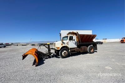 1997 International 4700 4x2 Snow Plow Truck