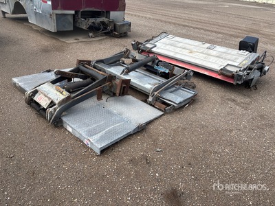 Quantity of (2) Lift Gate