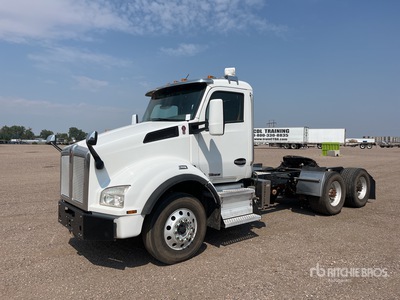 2019 Kenworth T880 6x4 T/A Day Cab Truck Tractor