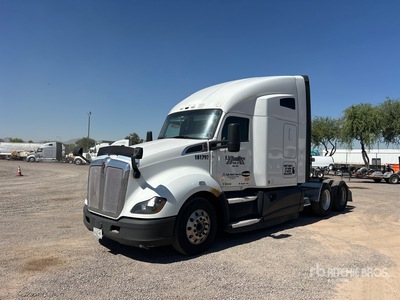 2017 Kenworth T680 6x4 T/A Sleeper Truck Tractor