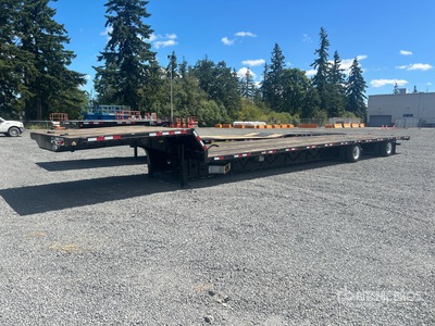 2013 Transcraft 53 ft T/A Spread Axle Step Deck Trailer