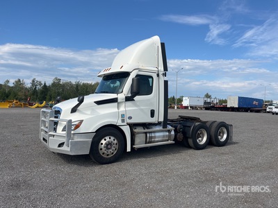 2020 Freightliner Cascadia 126 6x4 T/A Day Cab Truck Tractor