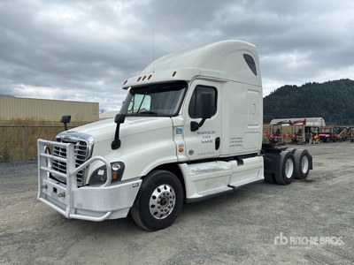 2016 Freightliner Cascadia 125 6x4 Sleeper Truck Tractor