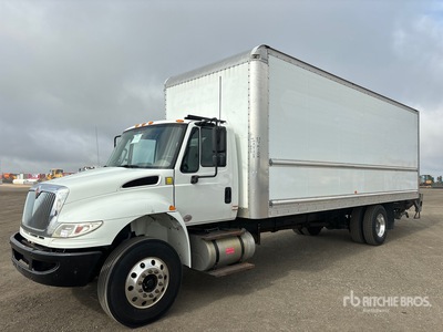 2018 International 4300 4x2 Van Truck