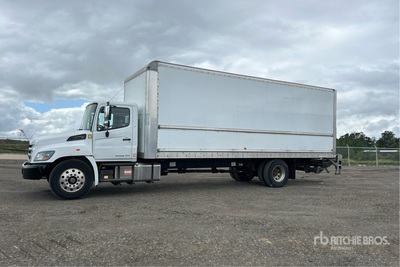 2019 Hino 338 Furgoneta caja cerrada