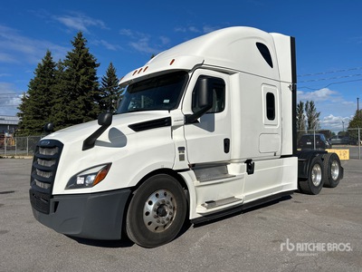 2019 Freightliner Cascadia 126 6x4 T/A Sleeper Truck Tractor
