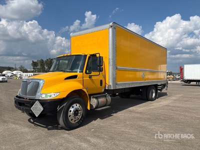 2019 International 4300 SBA 4x2 Van Truck