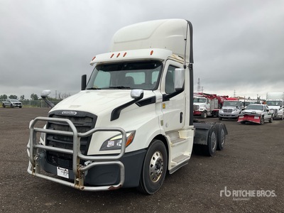 2020 Freightliner Cascadia 116 6x4 T/A Day Cab Truck Tractor