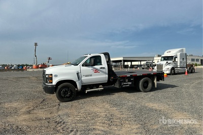 2021 Chevrolet Silverado 4500 HD 4x2 Camión Caja Abierta