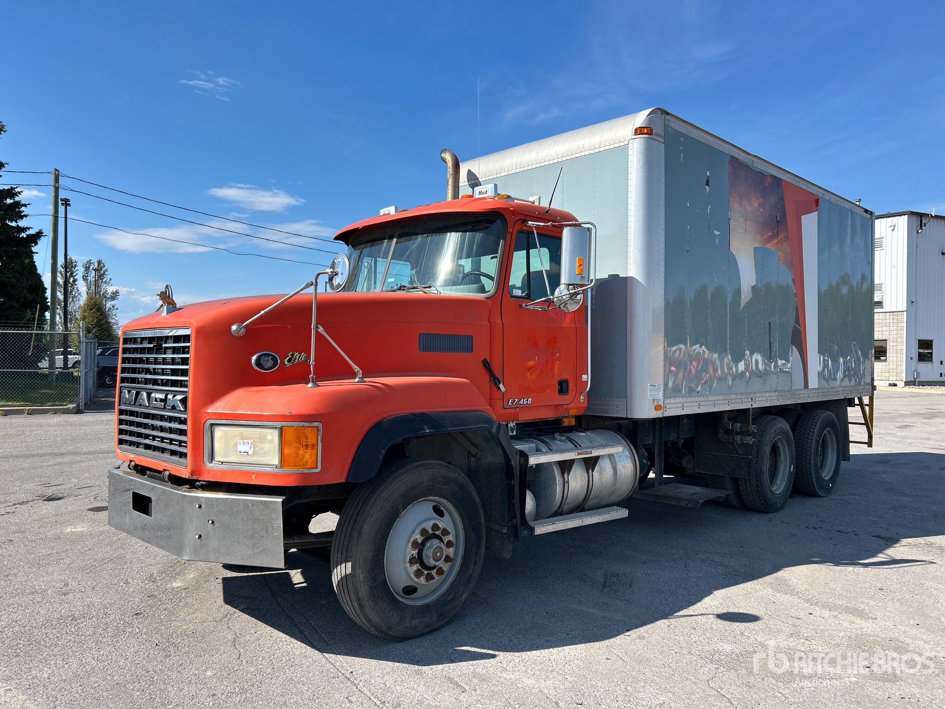 2000 Mack CL713 6x4 Van Truck