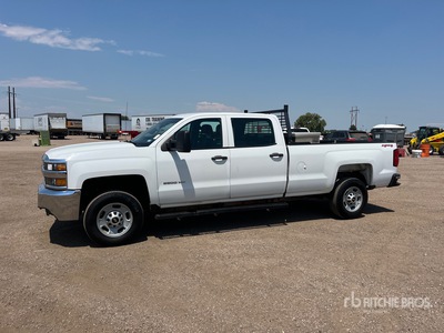 2015 Chevrolet 2500HD 4x4 Crew Cab Pickup
