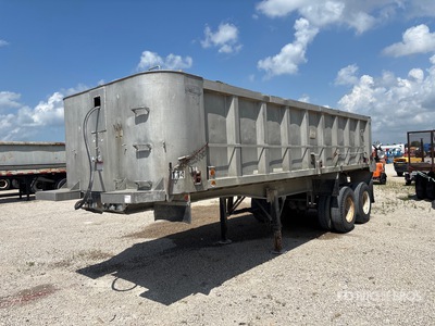 1973 East Genesis 24 ft T/A Tipping Trailer