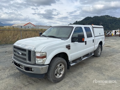 2010 Ford F-350 XLT 4x4 Crew Cab Camion de servicios