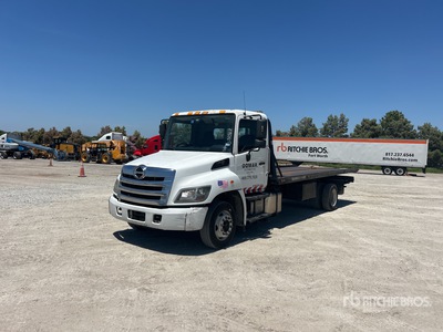 2019 Hino 258 4x2 Rollback Truck