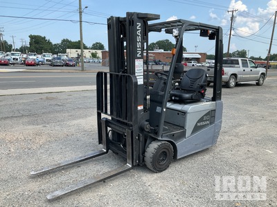 Nissan 1N1L15Y 2590 lb Electric Forklift