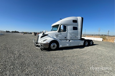 2022 Volvo VNL 6x4 トラックトラクター（T/A）