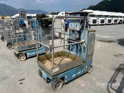 Genie GR-15 Vertical Mast Lift