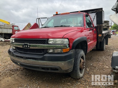 2001 Chevrolet 3500 4x2 Flatbed Truck (Inoperable)