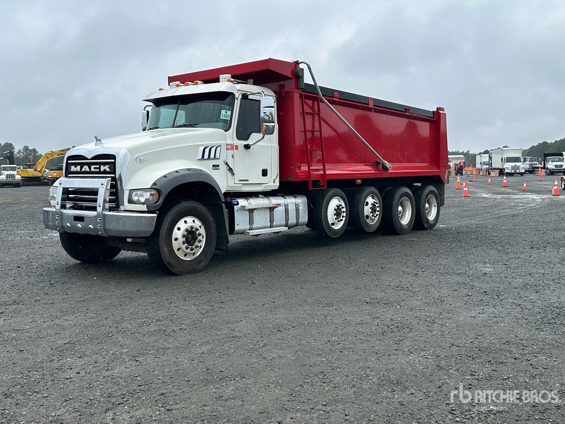 2022 Mack Granite 10x4 Quad/A Dump Truck