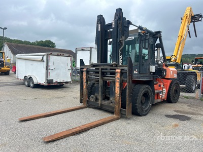 2018 Toyota THD3000-24 30000 lb Pneumatic Tire رافعة شوكية