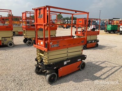 2019 JLG 1932R Electric Scissor Lift