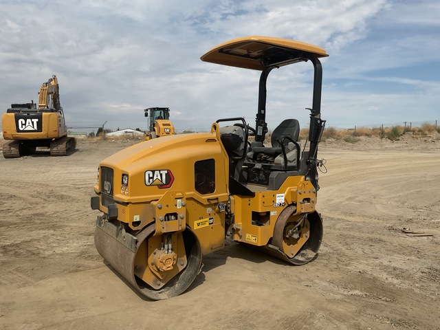 2023 Caterpillar CB27GC