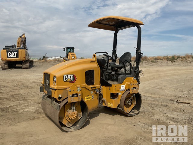 COMPACTADOR 2023 CATERPILLAR CB27GC