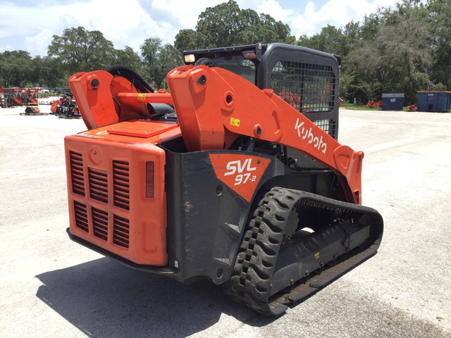 MINI CARGADOR SOBRE ORUGAS 2024 KUBOTA SVL972HFC
