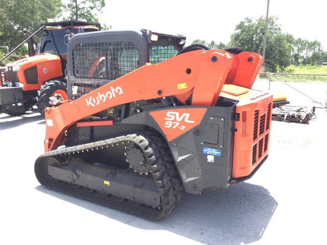 MINI CARGADOR SOBRE ORUGAS 2024 KUBOTA SVL972HFC