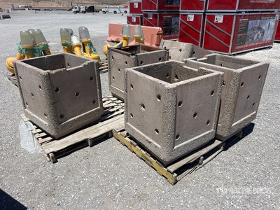 Quantity of (5) Concrete boxes Varios, equipos utilitarios