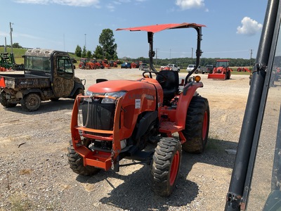 2016 Kubota L3301HST Allradtraktor (Inoperable)