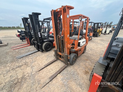 1987 Toyota 42-4FGC25 3500 lb Cushion Tire Forklift