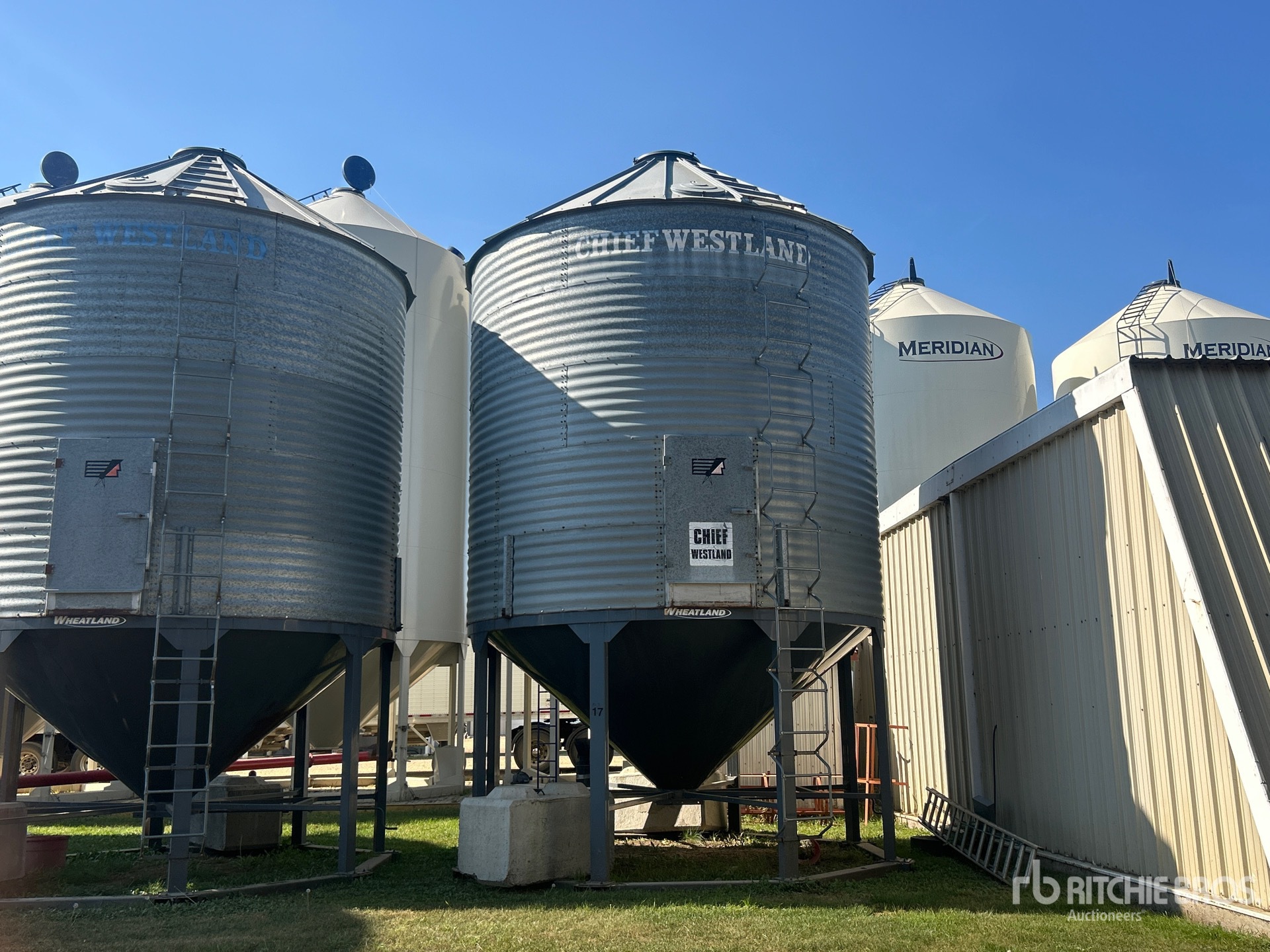 Westland 5 Ring Hopper Grain Bin