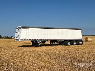 2024 Wilson Commander 44 ft Tri/A Grain Trailer
