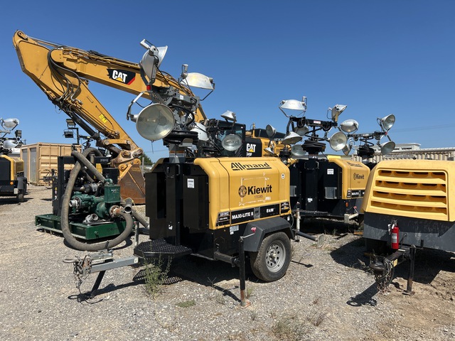 2016 Allmand Maxi-Lite II 8 kW Light Tower