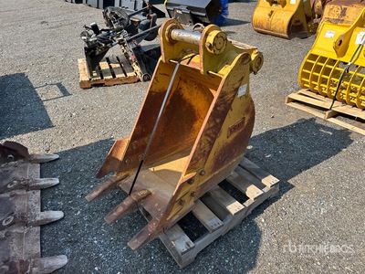 Teran BKT31524HD 24 in Excavator Bucket - Fits Cat 316, 320