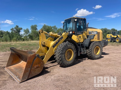 2017 Komatsu WA320-8 Wheel Loader