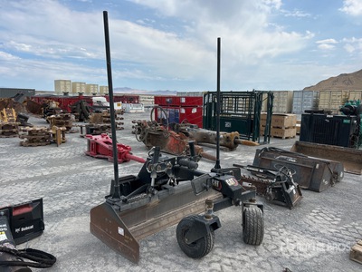 Cat BB121 86 in Skid Steer Box Blade Różne Osprzęt do miniładowarek