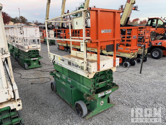 ELEVADOR TIJERA 2015 JLG 1932RS