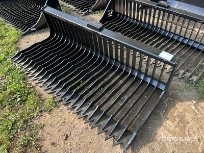 2025 Kit Containers QT-SB-L72 72 in Skeleton Skid Steer Bucket (Unused)