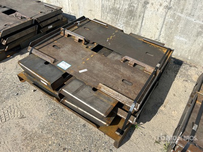2025 Kit Containers QT-F-BLANK 46 in Skid Steer Attachment Mounting Plate (Unused)