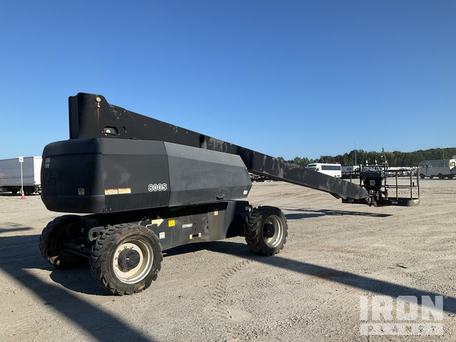 ELEVADOR TELESCóPICO 2016 JLG 4WD 800S