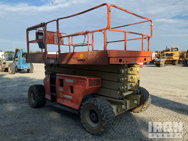 ELEVADOR TIJERA 2015 JLG 4394RT